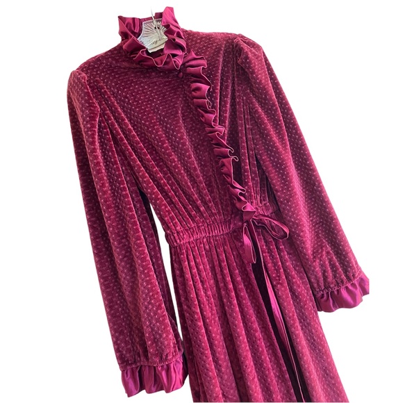 Luxury Robe Velvet Satin Vintage Old Hollywood 1930’s Style Victorian Edwardian - Picture 2 of 16